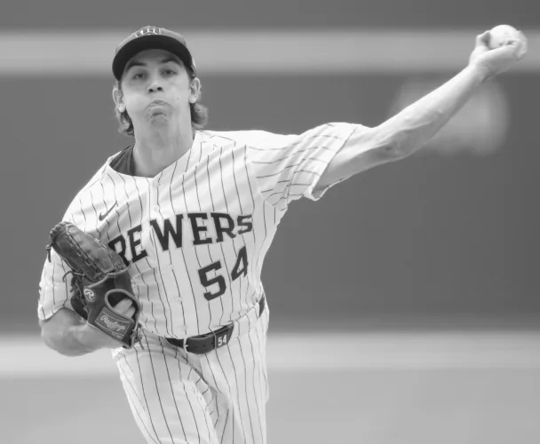 Contreras the latest Brewers’ hero in Sunday victory
